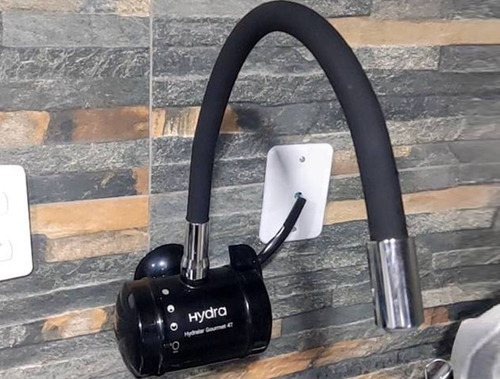 Torneira Elétrica Flexível De Parede Para Cozinha Hydra Cor Preto 220v