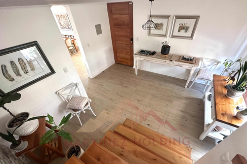 Casa Completamente Remodelada Amplia Y Cómoda En San Joaquín