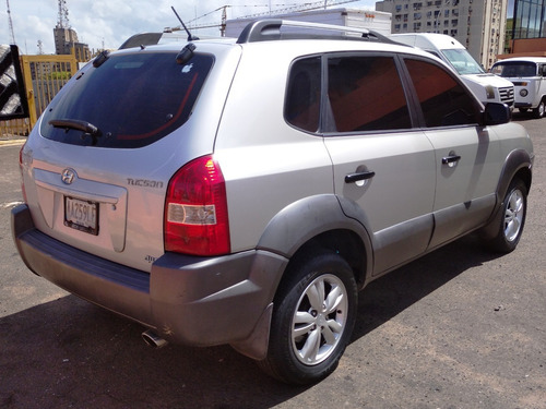 Imagen 6 de 17 de Hyundai Tucson 4x4