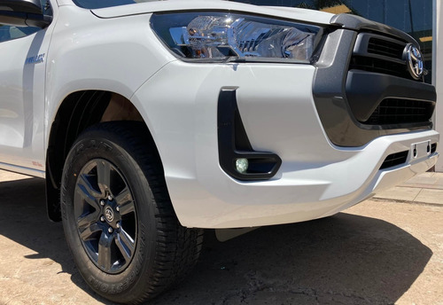 Imagen 12 de 15 de Toyota Hilux D/cabina 2.4 Tdi Sr 4x2 0km My2023