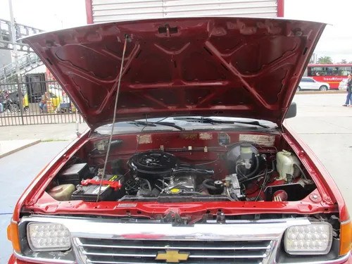 Chevrolet LUV 1.6 Std Tfr