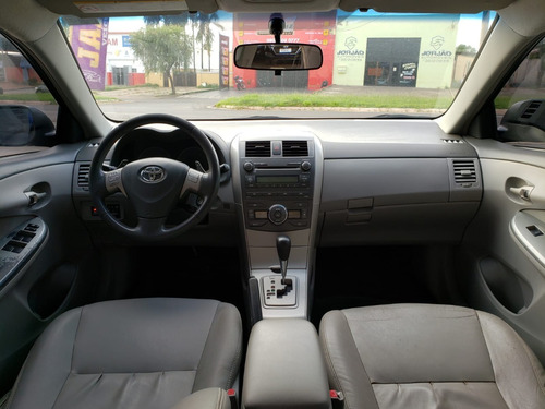 Imagem 4 de 6 de Toyota Corolla Xei
