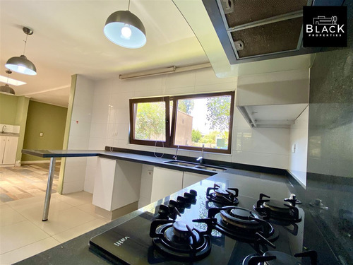 Linda Casa En Venta En Chicureo Norte, Colina