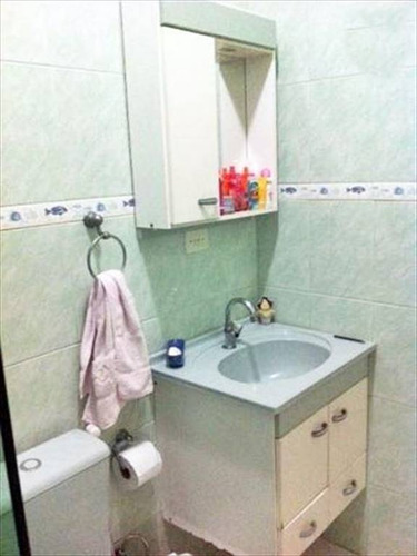 Imagem 11 de 20 de Casa Terrea Em São Vicente, Ampla, 2 Dorm, 1 Suíte, 2 Vagas De Garagem! - Hm1563