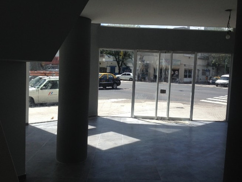 Imagen 2 de 8 de Local Con Excelente Renta Del 6.5% Y Excelente Inquilino