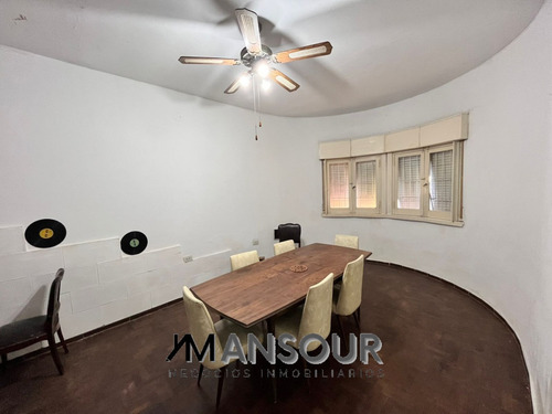 Casa Con Amplio Terreno 750m2 Buena Ubicación