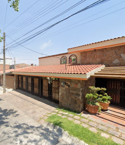 Casa En Remate Cerca De Plaza San Luis En Lomas En San Luis Potosí