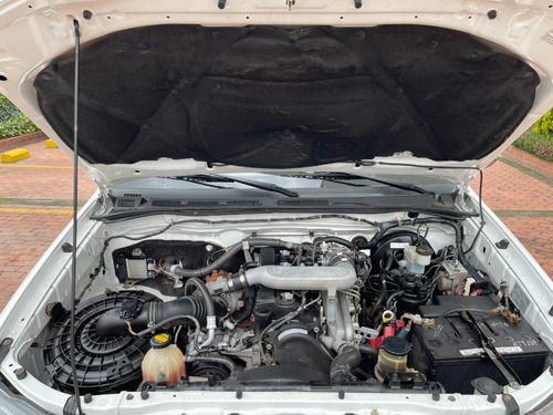 Toyota Hilux Imv 4x4 2500cc Tdi Mt Aa Ab Abs Dh Fe