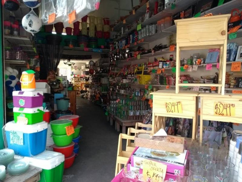 Imagen 3 de 10 de Locales Comerciales Venta Pilar