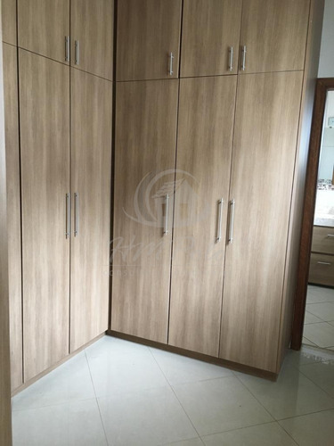 Casa À Venda Em Santa Candida - Ca034825