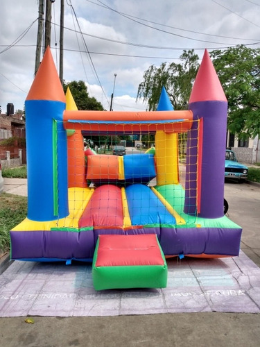 Imagen 2 de 8 de Castillo Inflable 3x6.5 Con Redes Tobogán Y Turbina Nuevo.