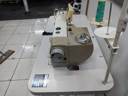 Máquina Reta Eletr. Brother S-6200a-405 Direct Drive 220v Cinza (Usado)