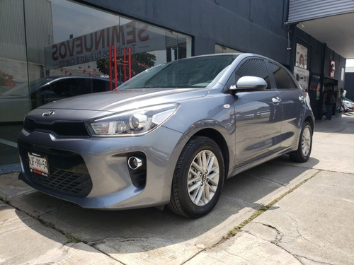 Imagen 2 de 15 de Kia Rio Hb Ex Ta 2020