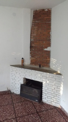Imagen 8 de 12 de Casa Para 2 Familias En Venta En Ituzaingo Sur