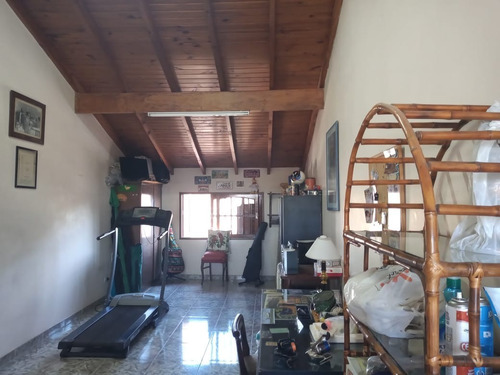 Imagen 11 de 30 de Triplex , Cochera 2 Autos, Dorm En Suite, Fondo Libre,