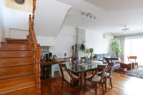 Increible Duplex 6 Ambientes Con Balcon Terraza Y Quincho Propio Con 2 Cocheras.