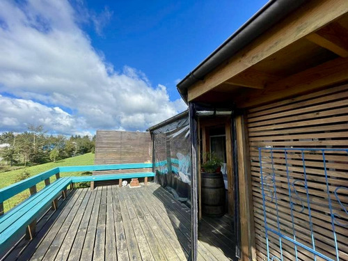 Casa De 2 Pisos En Frutillar Alto, Villa Alegre