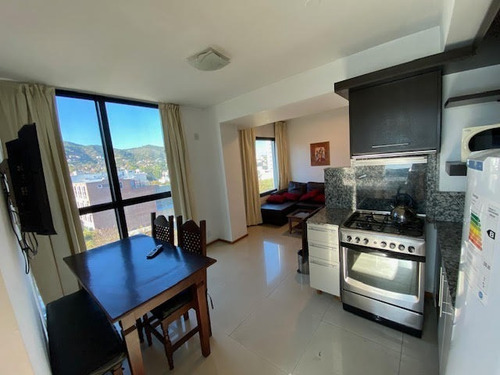 Imagen 9 de 22 de Departamento De Categoría Con Vista Panoramica !!