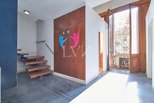 Venta Oficina 6 Ambientes - Microcentro