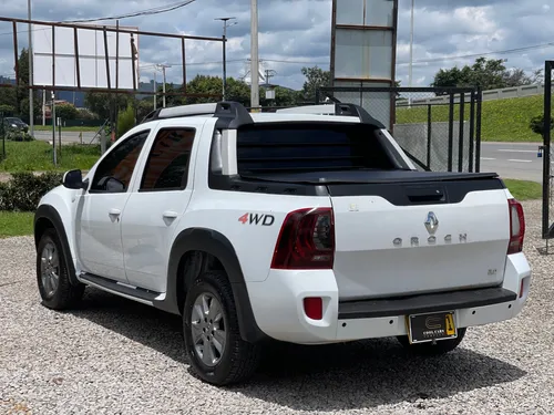 Renault Duster Oroch 2.0 Dynamique 4X4 At