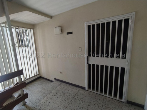 Imagen 3 de 12 de Apartamento En Venta Calicanto Maracay 22-21762 Hc