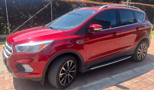 Ford Escape 2.0 Titanium 240 hp