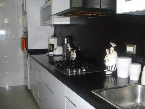Imagen 6 de 14 de Venta Cómoda Pb 125 M2 Más 280 M2 De Jardín, Ubicación Privilegiada, Calle Cerrada