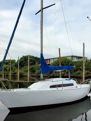Velero Del Plata 26 - Eslora Y Calado Ideal Para Disfrutar