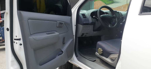 Imagen 6 de 16 de Toyota Hilux