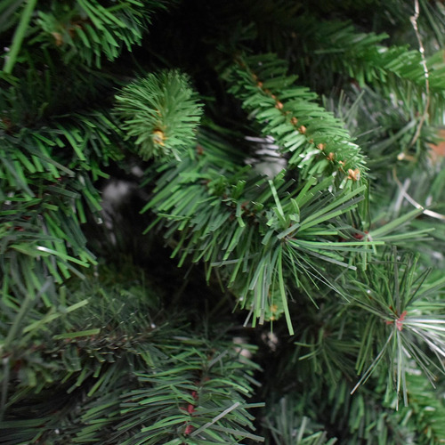 Árvore De Natal Montreal Slim 210cm, 928 Galhos Formosinha | Frete grátis