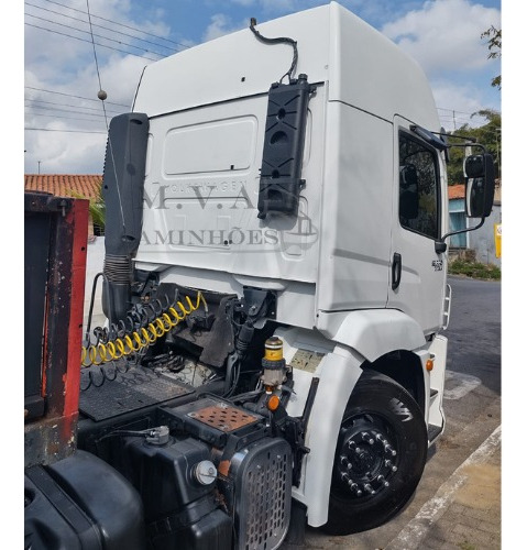 Volkswagen 19-330 4x2 Ano 2020 Teto Alto
