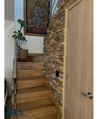 Casa Unifamiliar En Venta - Barrio Madeira(mls#253008)