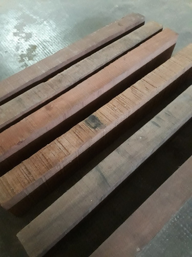 Tirante / Listón De Quina 2 X 4 X 72 Cm - Madera Dura