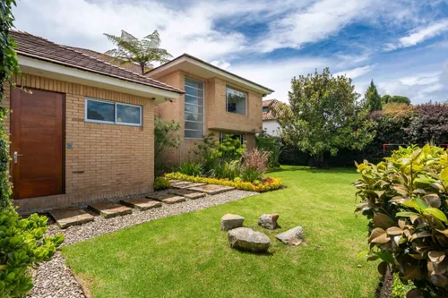 Casa En Arriendo/venta En El Tejar. Cod A7604