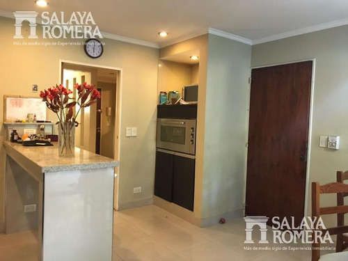 Imagen 8 de 19 de Casa En Venta 6 Ambientes En Amplio Lote Parque Cisneros -
