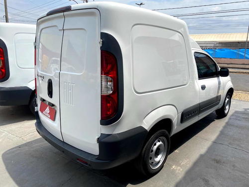 Imagem 3 de 6 de Fiat Fiorino 2016 1.4 Flex 4p