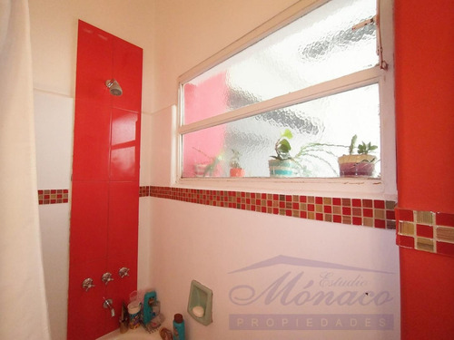 Hermosa Casa 5 Amb De Revista! Jardin Terraza .-