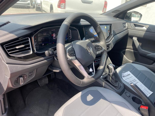 Volkswagen Nivus Highline 2024