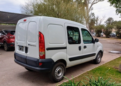 Imagen 6 de 12 de Renault Kangoo 2014 1.6 Furgon Ph3 Confort 5as Lc