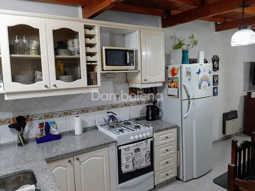 Imagen 8 de 19 de Departamento Ph En Venta Ubicado O Permuta En Ituzaingó, G.b.a. Zona Oeste
