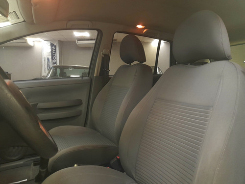 Volkswagen Suran COMFORTLINE 90B
