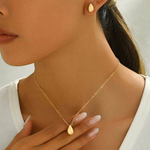 Conjunto De Collar Y Pendientes De Lágrima For Mujer