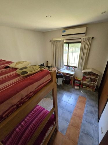 Espectacular Venta Casa De Tres Dormitorios En Parque Leloir