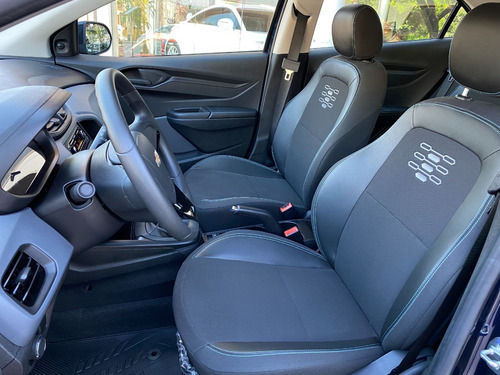 Chevrolet Onix Joy Black 2020