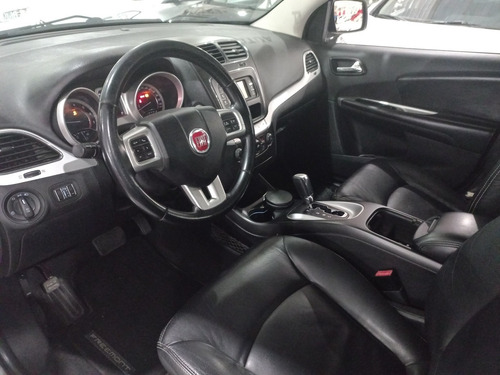 Imagem 10 de 12 de Fiat Freemont 2012 2.4 Emotion 5p