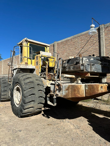 Pala Cargadora Komatsu 600