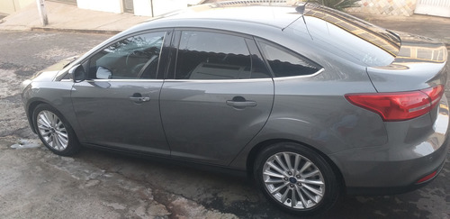 Ford Focus 2.0 Titanium Flex Powershift 5p