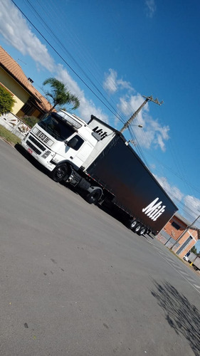 Imagem 1 de 5 de Volvo Fm 370 2010
