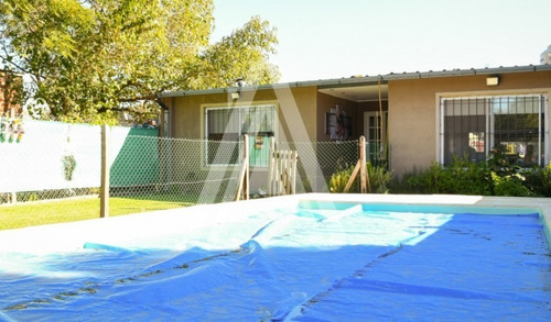 Imagen 2 de 8 de Casa Tres Dormitorios La Vanguardia