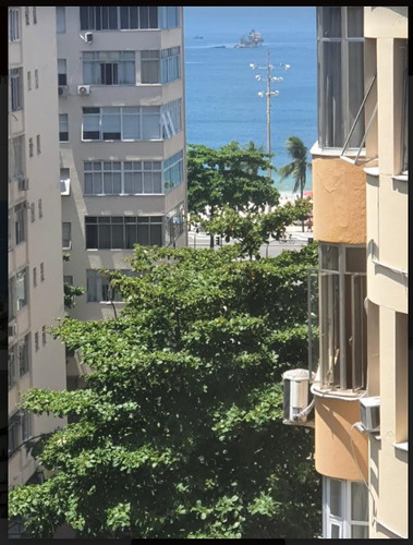 Sala Comercial Em Copacabana Com Vaga De Garagem